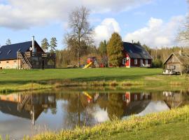 Salu Jahimaja, hotel con tinas de hidromasaje en Soontaga