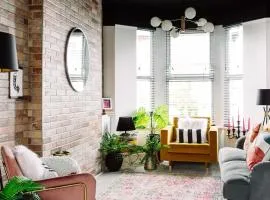 Designer 4-Bed Home in the Heart of Belfast
