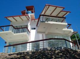 Vista escalera lodge, villa en Tarapoto