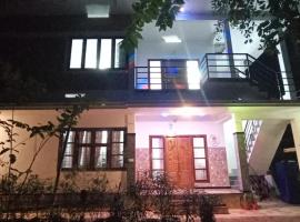 HOME STAY @ SWEET HOME, hotel with parking in Mattanūr