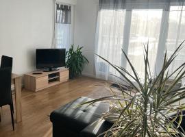 cosy appartement Disneyland Paris val d'Europe la vallée Village parking inclus 650m de la gare RER, hotel u kojem su ljubimci dozvoljeni u gradu 'Montévrain'