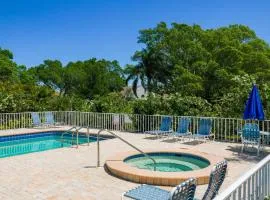1239 Edgewater Circle