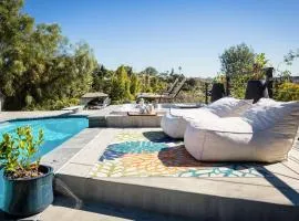 Amazing Views with Heated Pool and Jacuzzi Near Beach
