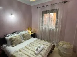 KECHDAYS, Apartment near airport