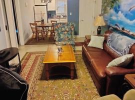 Unique 2 Bedroom / 2 Bath Condo in Myrtle Beach、マートルビーチのホテル