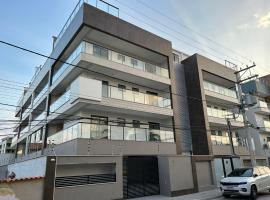 O mais belo Apartamento a 50 metros da praia de Costa Azul, lejlighed i Rio das Ostras