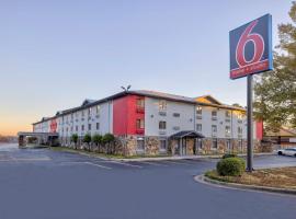 Motel 6 Little Rock AR South、リトルロックのホテル