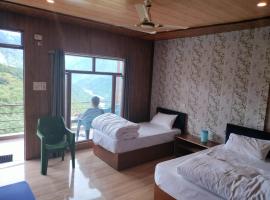 Chaukhamba View Resort, hotel pogodan za kućne ljubimce u gradu Gupta Kāshi