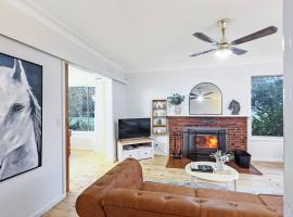 'Hawthorn Park' Farm Homestead in Macedon Ranges, Ferienhaus in Romsey