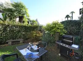 Apartment View And Pool - Happy Rentals