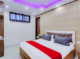 Private rooms in Jagatpuri- Near Anand Vihar、ニューデリー、イースト・デリーのホテル