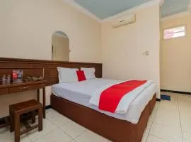 RedDoorz near Bojonegoro Train Station