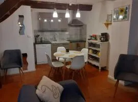 Maison chaleureuse près de lagrasse corbières
