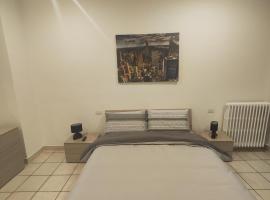 Appartamento c&y Monte san Gabriele, apartamento em Novara