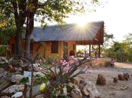 Bushvilla's Silonque, cottage in Phalaborwa