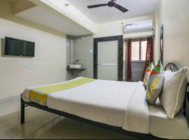 Cozy Stay Kharghar, отель типа «постель и завтрак» в городе Нави-Мумбаи