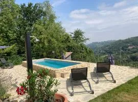 Villa Menaluna - 4-bedroom secluded country house with pool