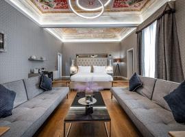 Martelli 6 Suite & Apartments: Floransa'da bir otel