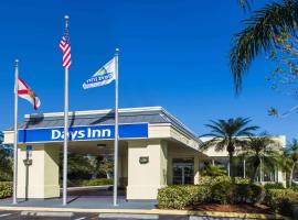 Days Inn by Wyndham Melbourne, hotel perto de Aeroporto Internacional de Melbourne - MLB, Melbourne