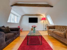 Stylish Retreat - 2Bed Home with Exposed Beams, hotel familiar en Stamford