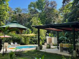 La Amapola Lodge, Bungalow en Península de Osa., hotel v destinaci Barrigones