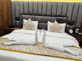 Hotel Madhvam- 250 Mtr from Mathura Railway Station