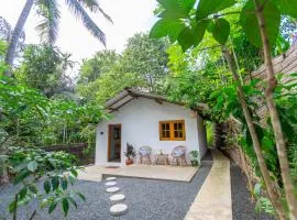 Coconut Cabin - Hiriketiya Beach
