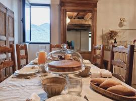 Casa Nanuccia: Bastelica şehrinde bir Oda ve Kahvaltı
