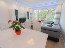 Mega Lux Apartment, hotell i Esslingen