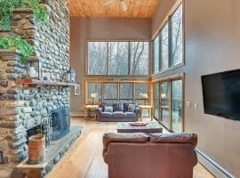 Secluded Adirondack Cabin about 5 Mi to Sacandaga Lake