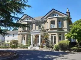 The Elder Guest House