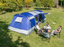 Nature & Camping, hotel v destinaci Cepoy