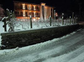 Agriturismo Prada ฟาร์มสเตย์ในBianzone