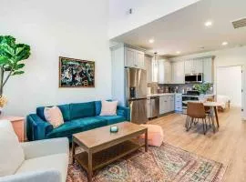 Pelican house*King bed*Fast WiFi*Book now