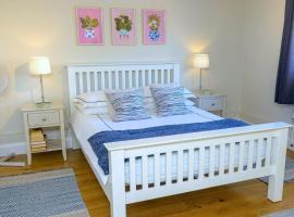 Entire Apartment in Central Brockenhurst, self catering accommodation in Brockenhurst