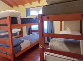 Casa céntrica compartida, hotel sa Ushuaia