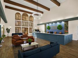 La Fuente Inn & Suites, hotel in Yuma