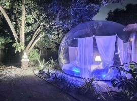 Jacuzzi•Glamping•Gym•Parking•BBQ•Soft Beds•Secure, hotel in Miami