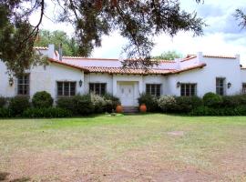 Cabañas Bhakti Dham, hospedaje vegetariano, hotel s parkiriščem v mestu San Esteban