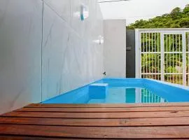 CASA INDIVIDUAL CoM PISCINA, AR, WI-FI, ATÉ 16 PESSOAS