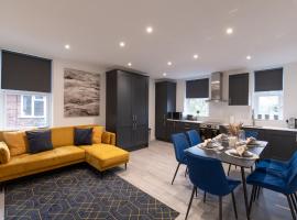Ģimenes viesnīca Fantastic New, London Apartment 3 Bed 1 Bath & Parking pilsētā Whetstone