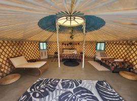 Boogaloo Camp, luxury tent in Augusta