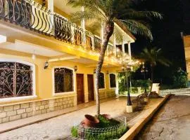 Mayan Plaza B&B Habitación Independiente