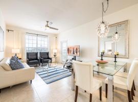 Top Floor*Balcony*VistaCay Convention Ctr & Idrive，位于奥兰多的酒店