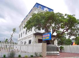 Nguyễn Gia Hotel (Bình Châu)、ビンチャウの駐車場付きホテル