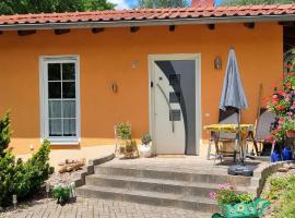 Ferienhaus - Bungalow, hotel with parking in Sonneberg