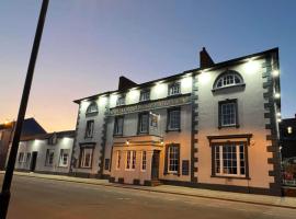 THE LORD NELSON HOTEL: Pembrokeshire şehrinde bir otel