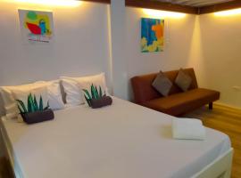 Coco Cavana Resort, курортний готель у місті Батангас