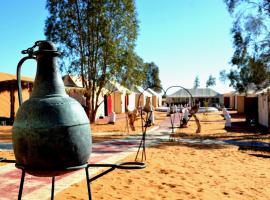 Luxury Desert Romantic Camp, külalistemaja sihtkohas Merzouga