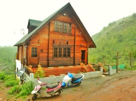 Igloo Woodhouse - Duplex Private Villa: Coonoor şehrinde bir dağ evi
